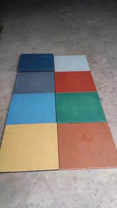500X500橡膠地墊